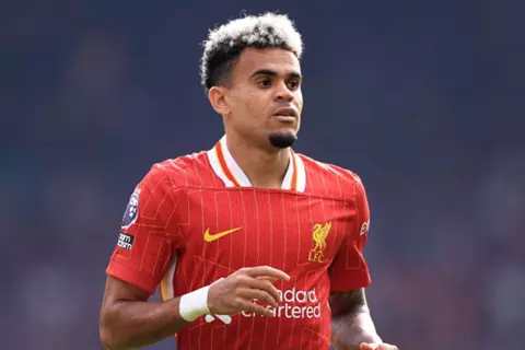 سكاي: بايرن ميونخ يتوصل إلى اتفاق مع ليفربول بشأن التعاقد مع لويس دياز